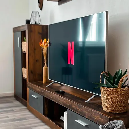 Adm Historic Center - Netflix,coffee, Ac Apartman Pozsony