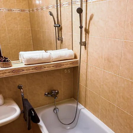 Adm Historic Center - Free Parking, Netflix